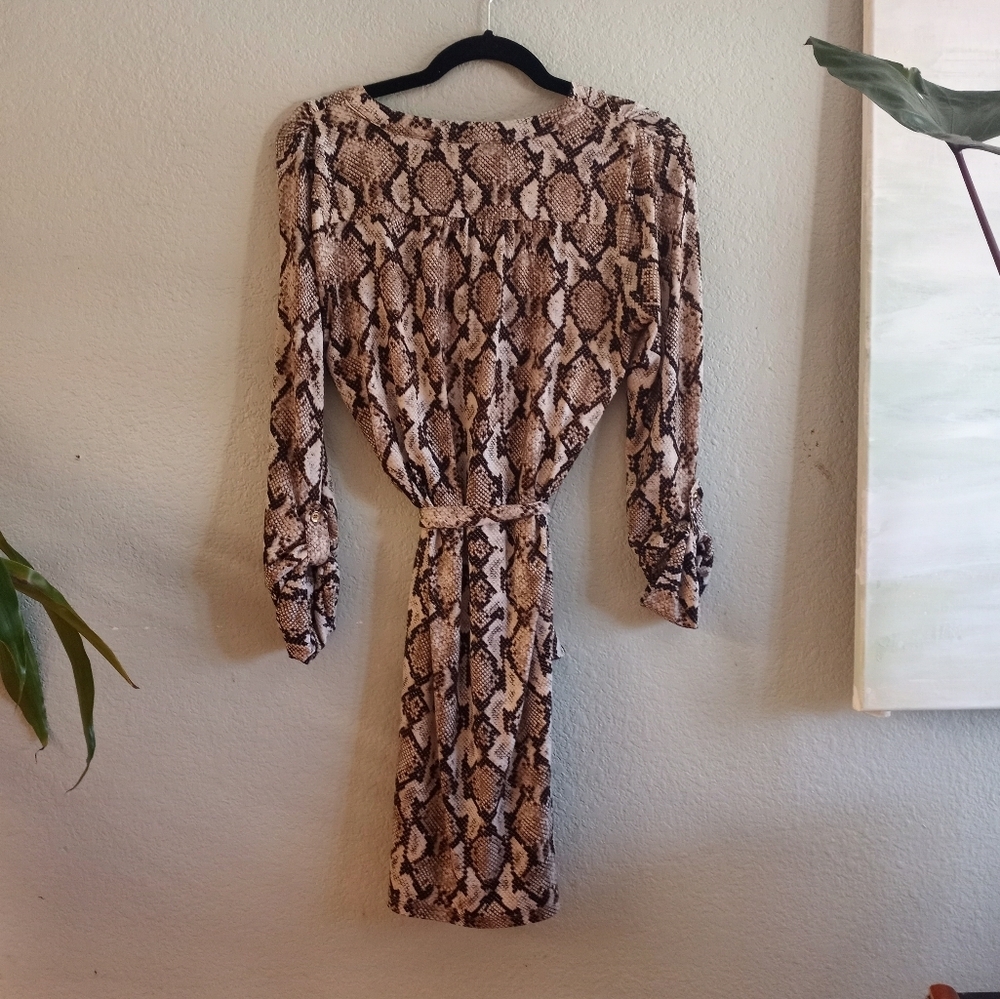 Micheal Kors Animal Print Snakeskin Flowy Mobwife Gold Lace Up Belted Dress - Picture 6 of 7